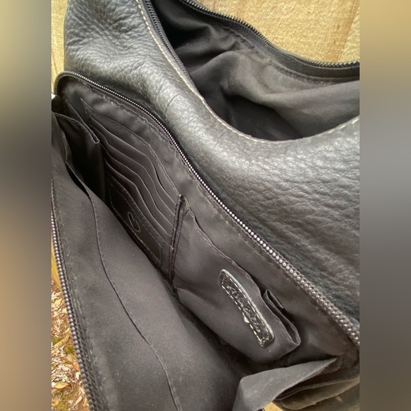 Aurielle Leather Shoulder Bag​​ - Picture 4 of 6